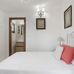 El Puente Літній будинок