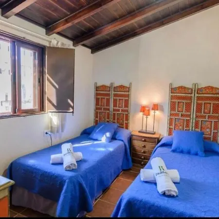 El Puente Holiday home *